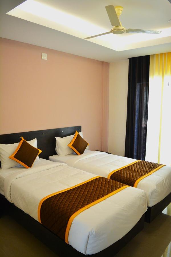 Apartamento New Mount Residency Sultan Bathery Exterior foto
